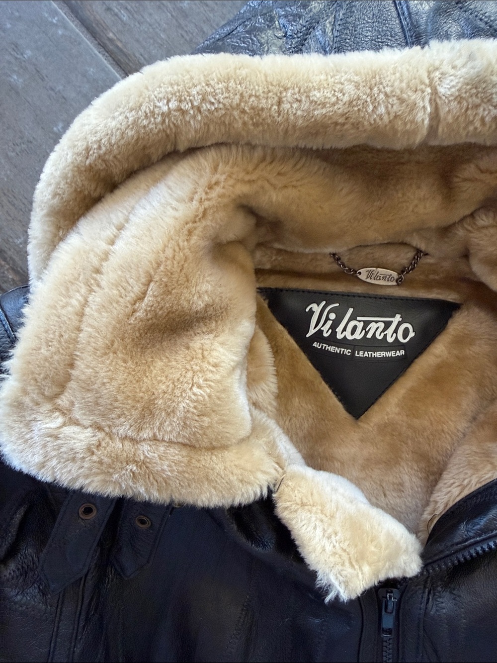 Women’s Black Leather Hooded Shearling Jacket - Picture 3 of 8
